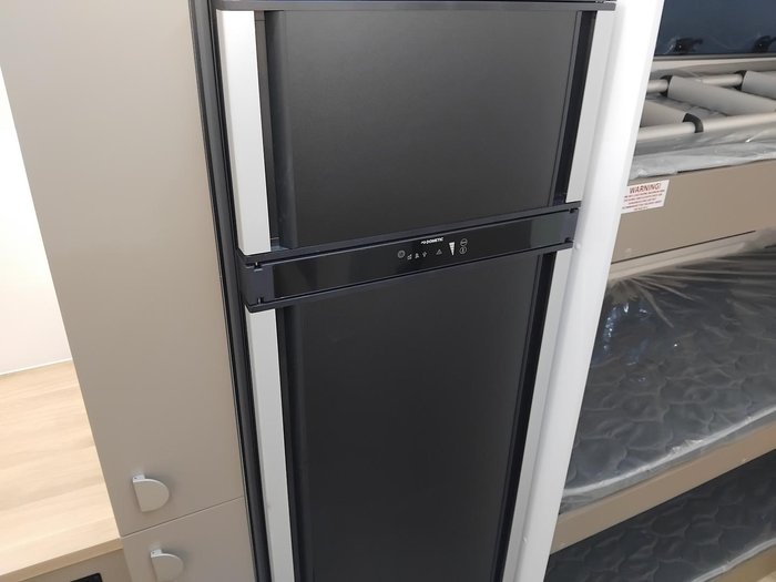 2026 Traveller 20Ft Track Semi Off-Road Triple Bunk Family Van New Model