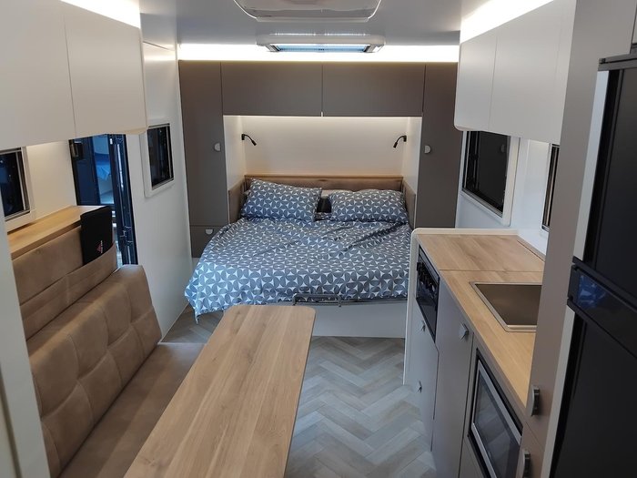 2026 Traveller Track 20Ft Family Triple Bunk Full Ensuite