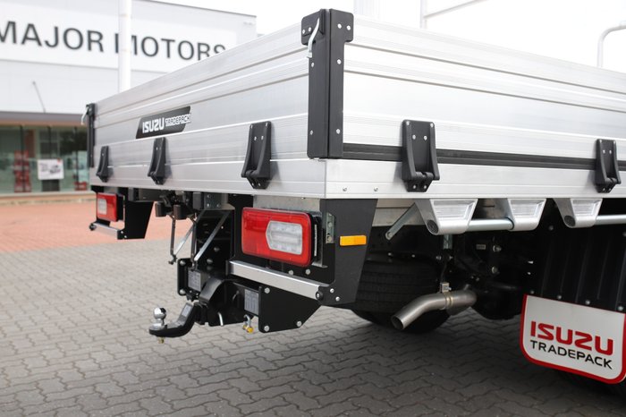 2026 Isuzu Trucks NPR 45/65-175  DT D34 Trade Pack
