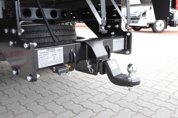 2026 Isuzu Trucks NPR 45/65-175  DT D34 Trade Pack