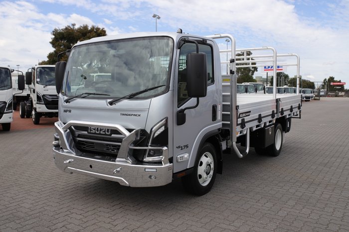 2026 Isuzu Trucks NPR 45/65-175  DT D34 Trade Pack