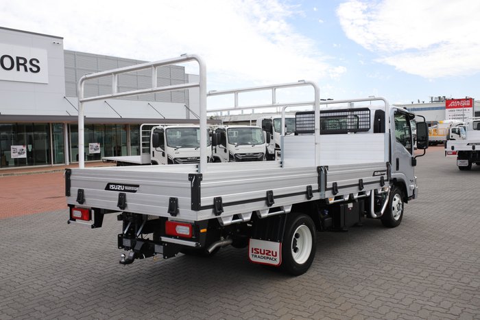 2026 Isuzu Trucks NPR 45/65-175  DT D34 Trade Pack