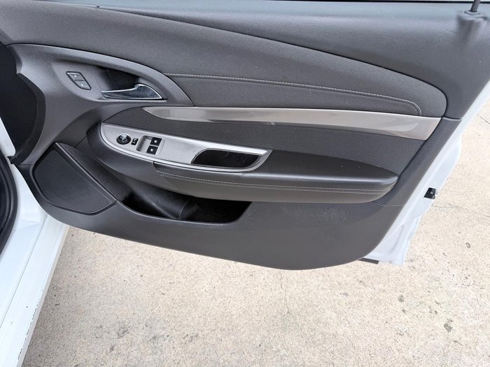 2014 Holden Ute VF MY14 Heron White