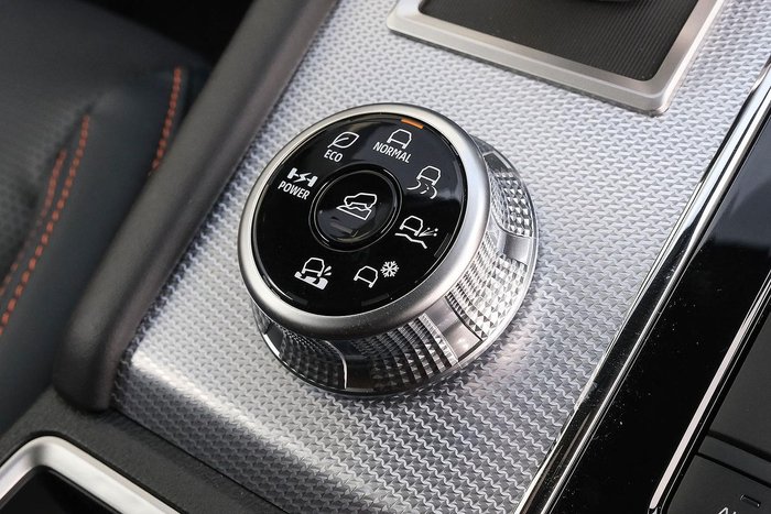 2025 Mitsubishi Outlander PHEV Exceed Tourer