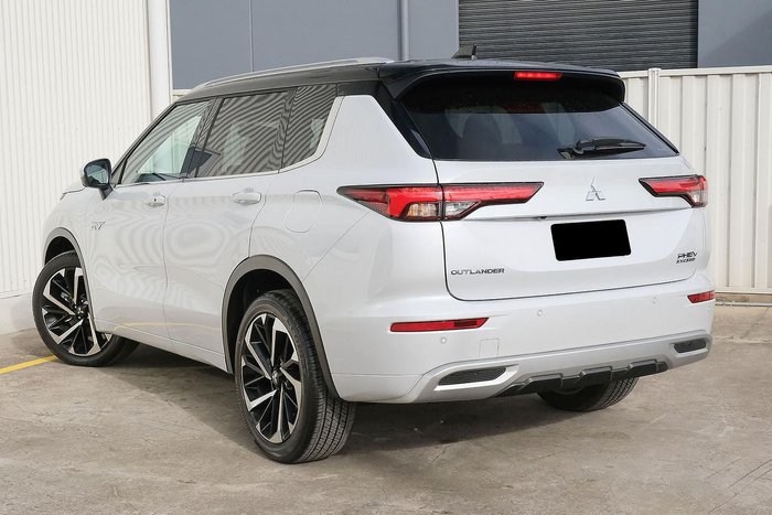 2025 Mitsubishi Outlander