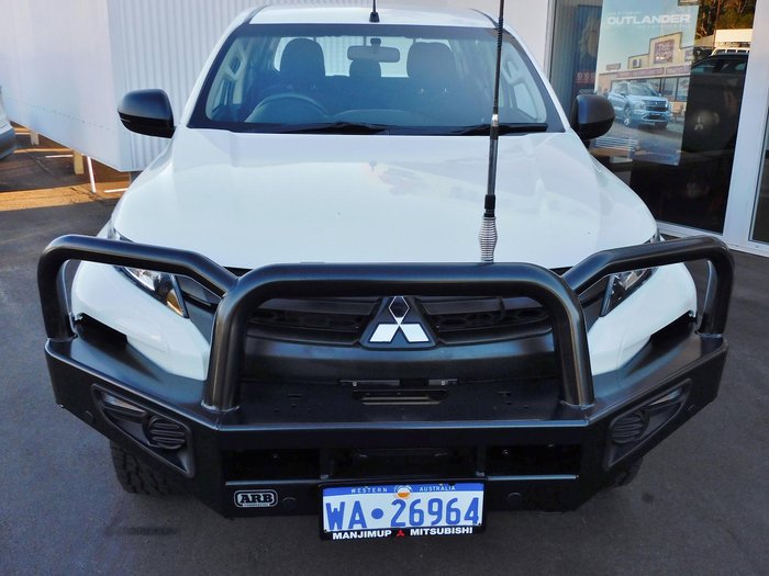 2021 Mitsubishi Triton GLX