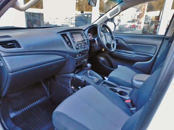 2021 Mitsubishi Triton GLX