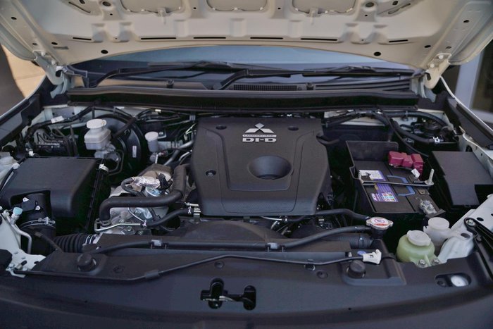 2021 Mitsubishi Triton GLX