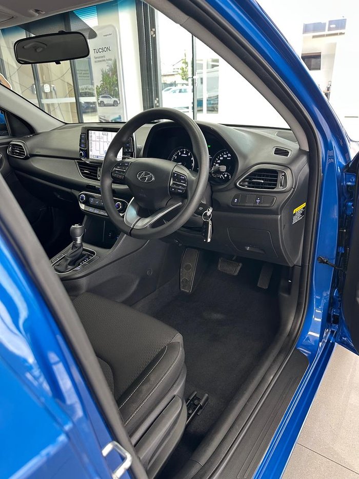 2017 Hyundai i30 Active PD MY18 Marina Blue