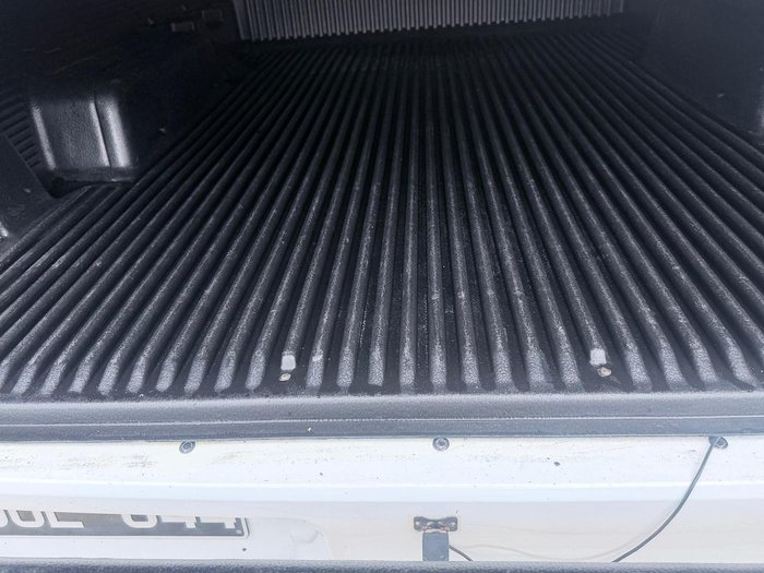 2003 Ford Falcon Ute XR8 BA Winter White