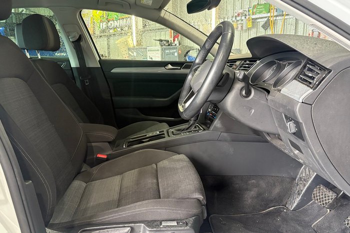 2022 Volkswagen Passat 140TSI Business