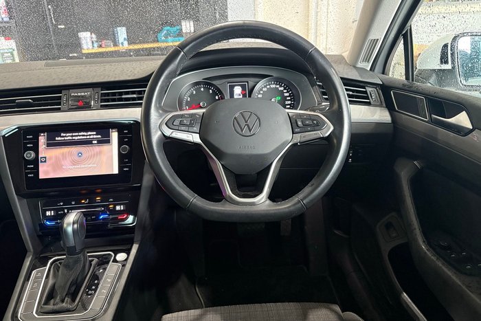 2022 Volkswagen Passat 140TSI Business