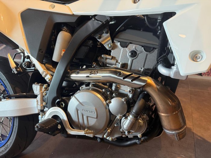 2026 Suzuki DR-Z4SM DR-Z White