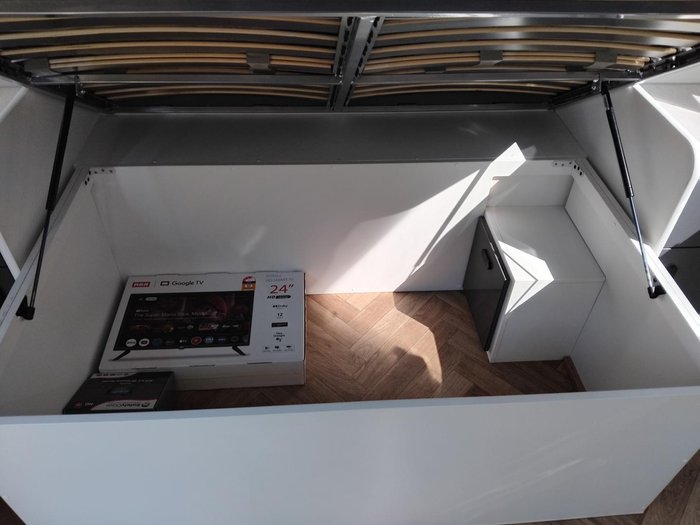 2026 Cadillac RV Hermes Family Triple Bunk Van With Off Road Pack