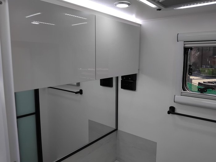 2026 Cadillac RV Hermes Family Triple Bunk Van With Off Road Pack