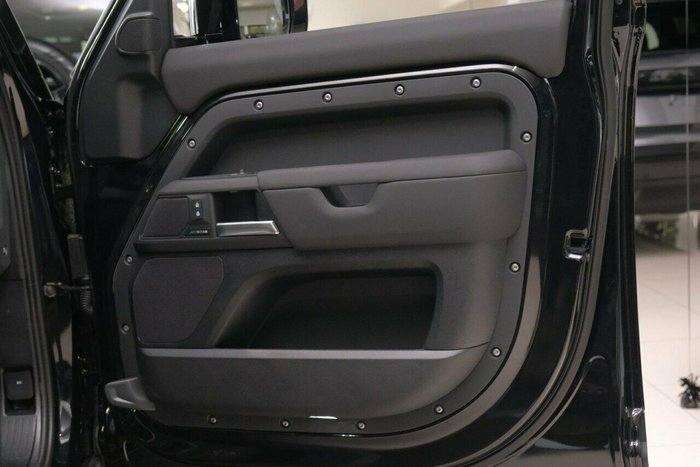 2025 Land Rover Defender 110 D250 S L663 MY25.5 AWD Santorini Black