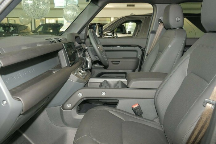 2025 Land Rover Defender 110 D250 S L663 MY25.5 AWD Santorini Black