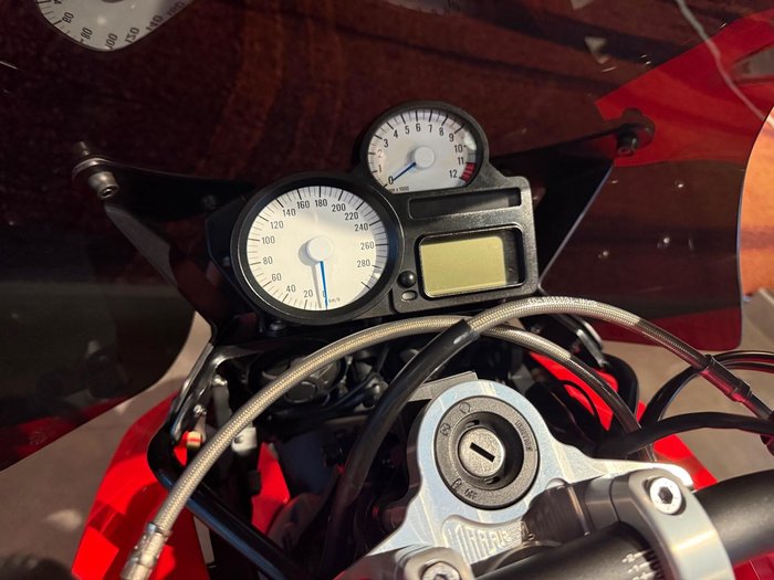 2012 BMW K 1300 R K 1300 Red