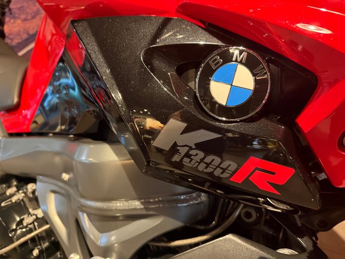 2012 BMW K 1300 R K 1300 Red