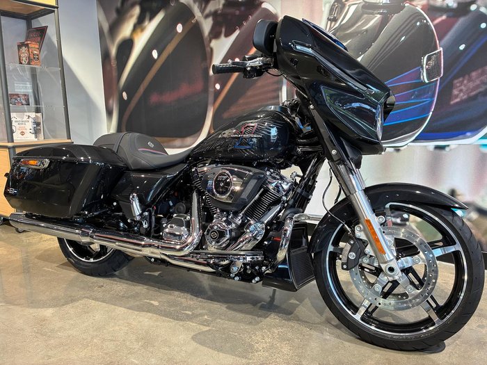 2026 Harley-Davidson Street Glide 117 (FLHX) Touring Grey