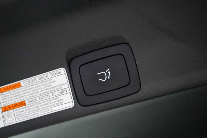 2022 LDV D90 Executive