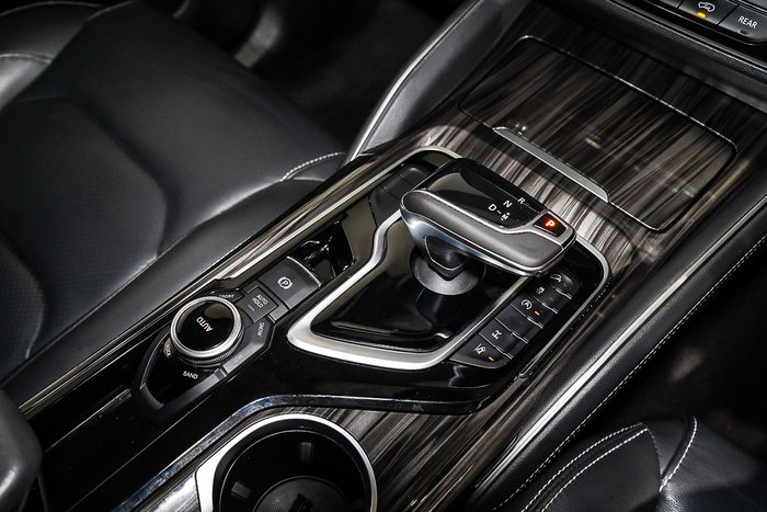 2022 LDV D90 Executive