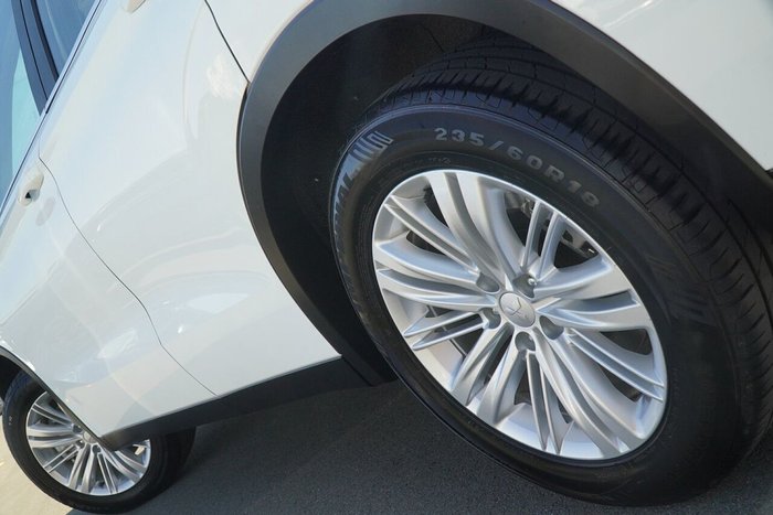 2023 Mitsubishi Outlander ES