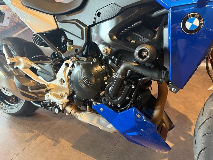 2022 BMW F 900 R F 900 White