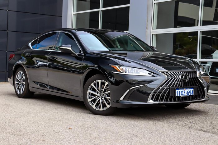 2025 Lexus ES