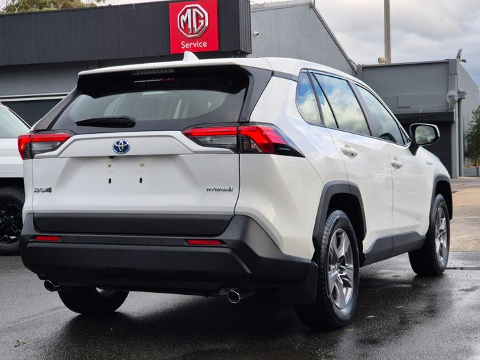 2024 Toyota RAV4 GX