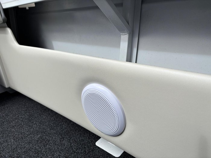 2026 QUINTREX 520 Ocean Spirit Pro