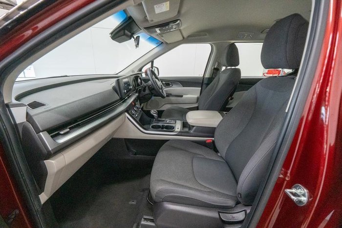 2023 Kia Carnival S