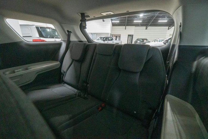 2023 Kia Carnival S