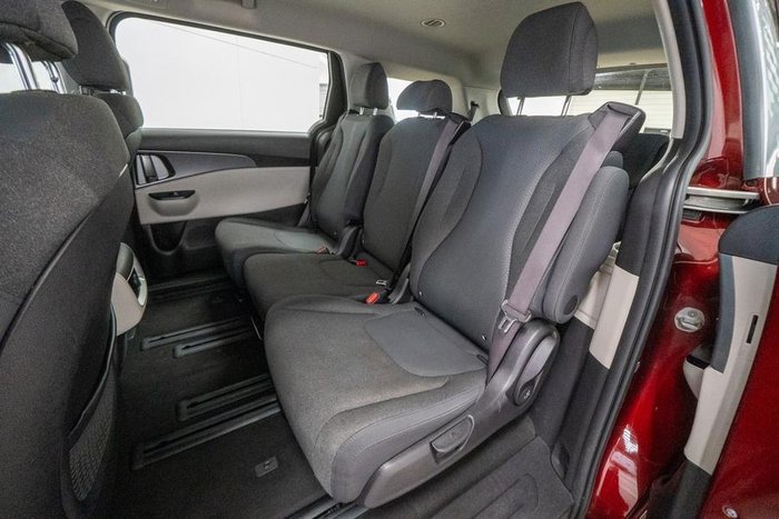 2023 Kia Carnival S