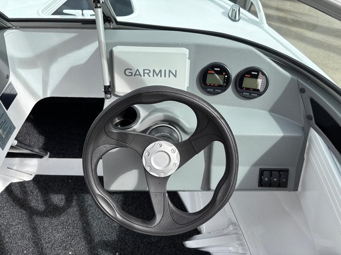 2026 QUINTREX 450 Fishabout