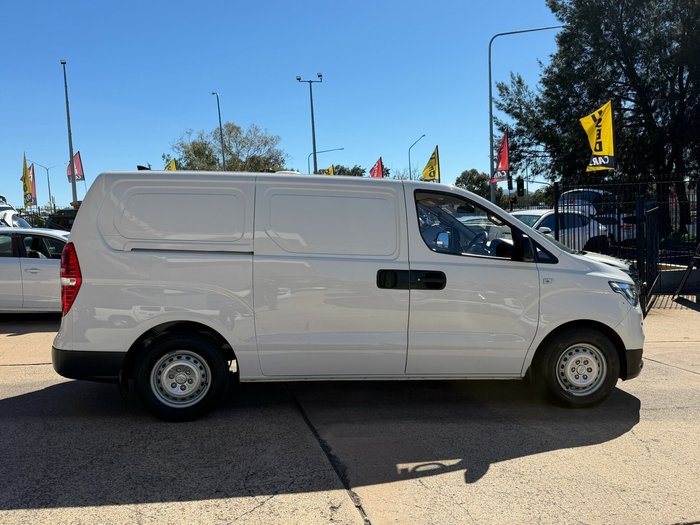 2019 Hyundai iLoad 3S Liftback