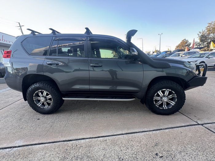 2012 Toyota Landcruiser Prado VX
