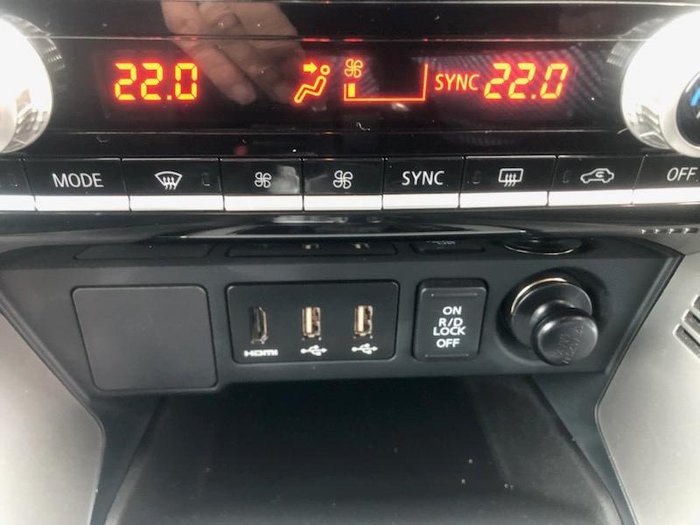 2022 Mitsubishi Pajero Sport GLS