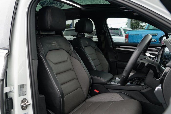 2022 Volkswagen Touareg 210TDI R-Line