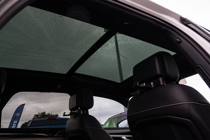 2022 Volkswagen Touareg 210TDI R-Line