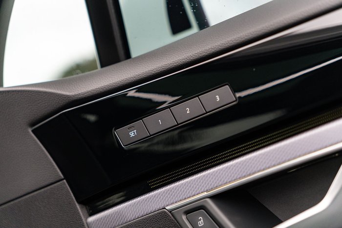 2022 Volkswagen Touareg 210TDI R-Line