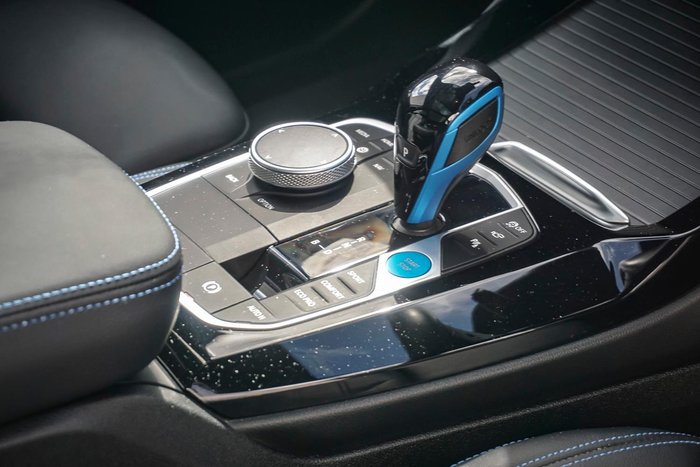 2022 BMW iX3