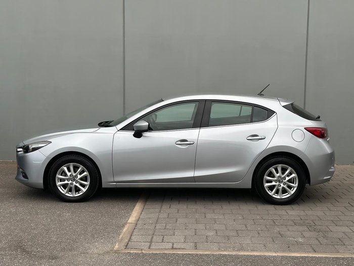 2017 Mazda 3 Maxx