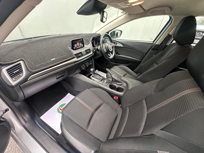 2017 Mazda 3 Maxx