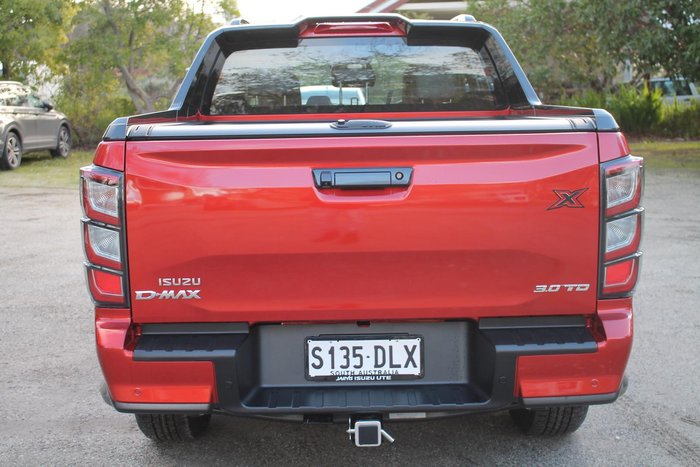 2025 Isuzu D-MAX X-TERRAIN