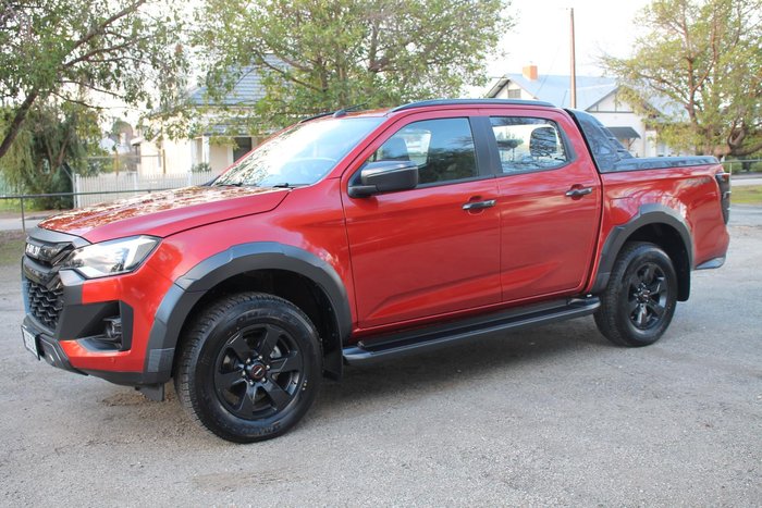 2025 Isuzu D-MAX X-TERRAIN