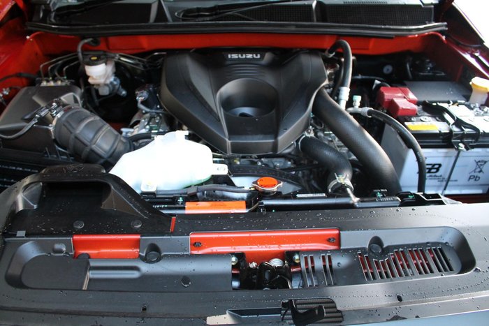 2025 Isuzu D-MAX X-TERRAIN