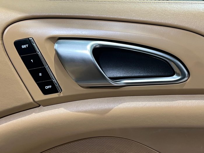 2011 Porsche Cayenne Turbo