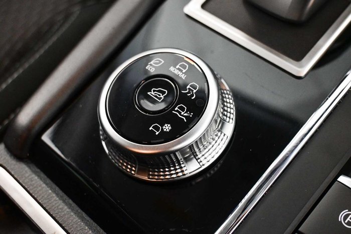 2024 Mitsubishi Outlander LS