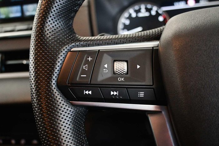 2024 Mitsubishi Outlander LS